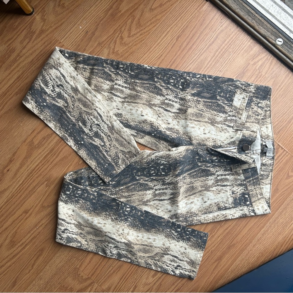 S.Y.L.K sz27 Skinny Snake Print Pants